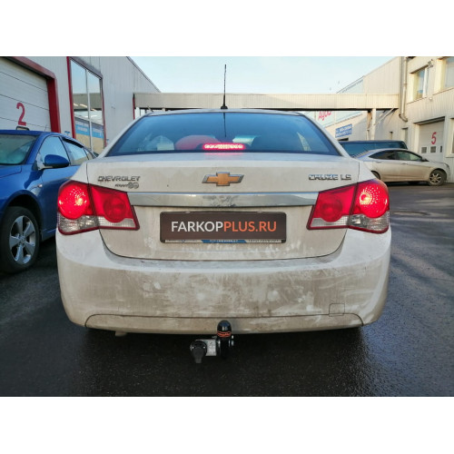 Фаркоп Лидер Плюс на CHEVROLET Cruze 2012-  Арт. C211-A  (хетчбэк и седан)