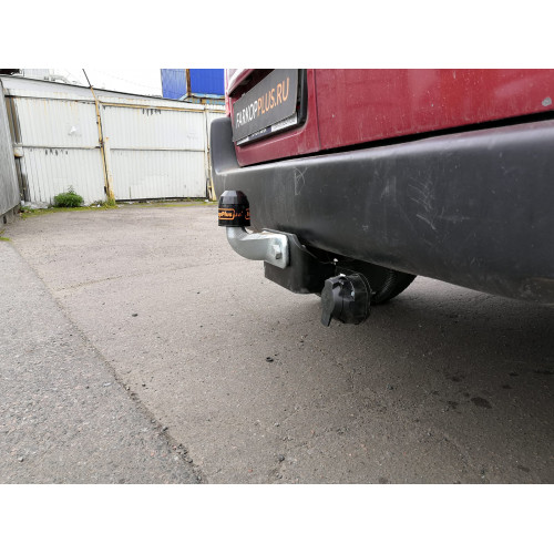 Фаркоп ARAGON на CITROEN Berlingo 1996–2008  Арт. E1212AC 
